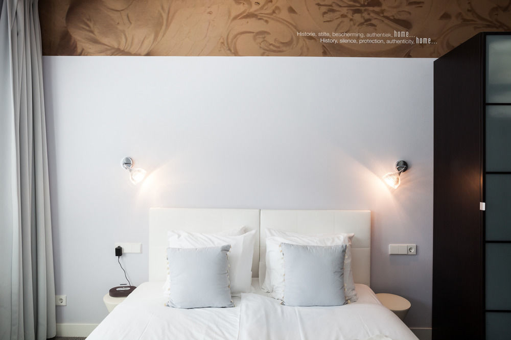 สตัดส์วิลลา โฮเต็ล โมเซค เดนฮาก Hotel กรุงเฮก ภายนอก รูปภาพ